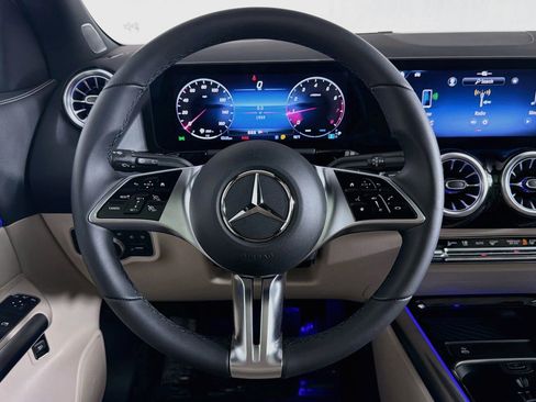 Certified 2026 Mercedes-Benz GLA 250 image 19