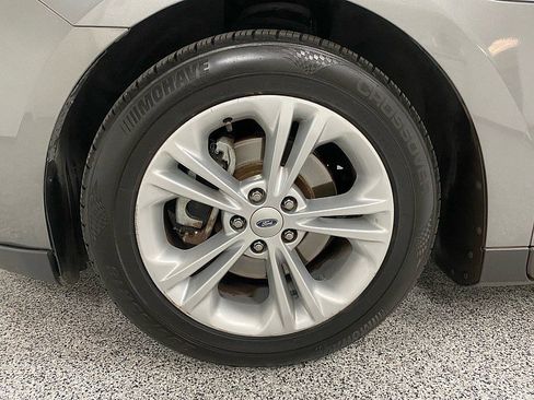 Used 2014 Ford Taurus SEL w/ Equipment Group 201A image 18