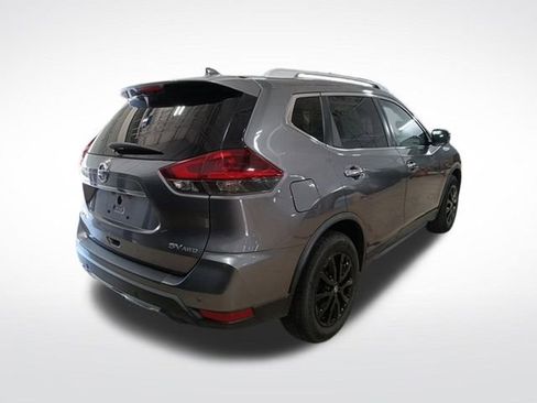 Used 2019 Nissan Rogue SV image 5
