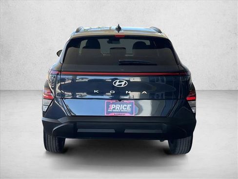 Used 2025 Hyundai Kona SEL AWD/4WD image 8