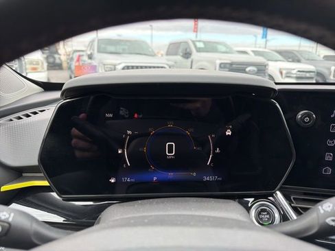 Used 2024 Chevrolet Trax ACTIV image 19