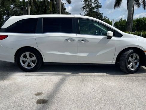 Used 2018 Honda Odyssey EX-L image 4