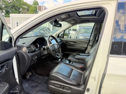 Used 2017 Honda Ridgeline RTL-E image 10