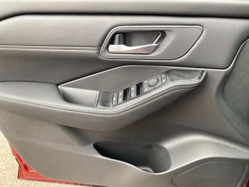 New 2026 Nissan Rogue SV AWD/4WD image 13