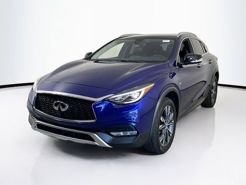 Used 2018 INFINITI QX30 Premium w/ Navigation Package AWD/4WD image 1