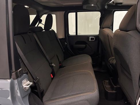 Certified 2024 Jeep Wrangler Unlimited AWD/4WD image 14