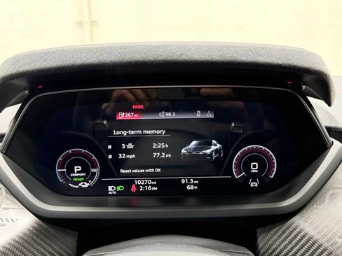 Used 2023 Audi RS e-tron GT image 27
