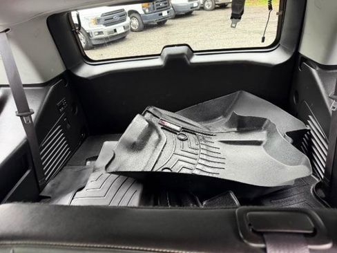 Used 2016 Chevrolet Tahoe LT AWD/4WD image 33