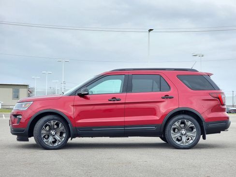 Used 2018 Ford Explorer Sport w/ Equipment Group 401A image 8