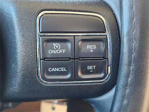 Used 2017 Jeep Wrangler Unlimited Sahara w/ Dual Top Group image 8