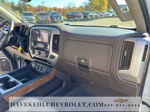 Used 2017 GMC Sierra 1500 SLT image 28