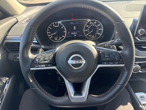 Used 2024 Nissan Altima 2.5 SR image 5