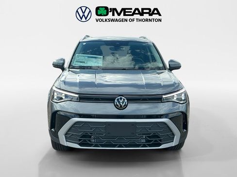 New 2025 Volkswagen Taos SE image 8