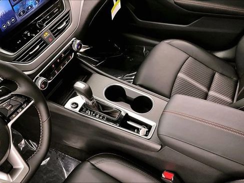 New 2026 Nissan Altima 2.5 SR FWD image 9