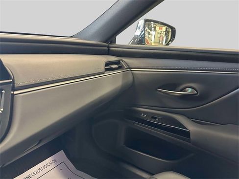 Certified 2024 Lexus ES 250 250 image 36