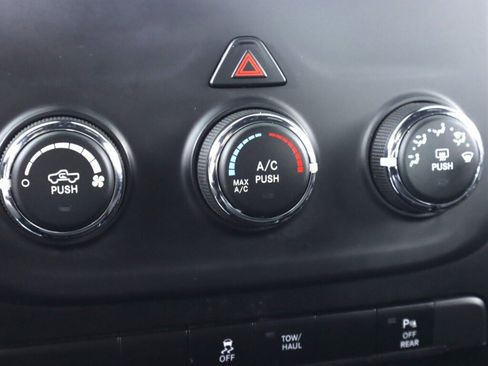 Used 2024 RAM 1500 Classic Warlock image 20