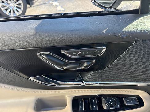 New 2026 Lincoln Corsair Reserve AWD/4WD image 12
