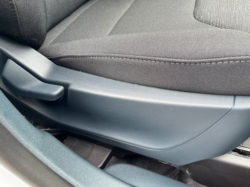 New 2026 Ford Maverick XL AWD/4WD image 13