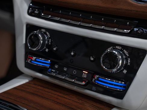 Used 2024 Rolls-Royce Spectre w/ Spectre Launch Package image 61