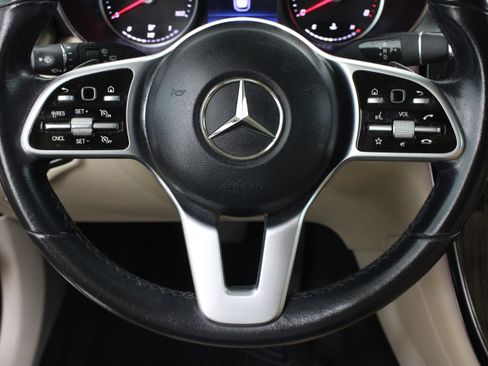 Used 2020 Mercedes-Benz GLC 300 image 25