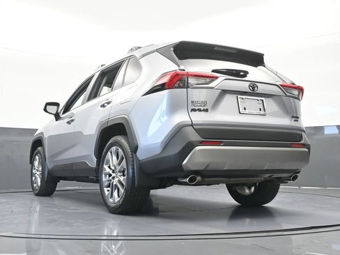 Used 2025 Toyota RAV4 Limited AWD/4WD image 67