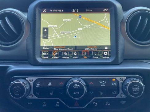 Used 2021 Jeep Wrangler Unlimited Sport AWD/4WD image 18