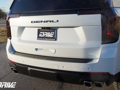 Used 2026 GMC Yukon Denali Ultimate image 10