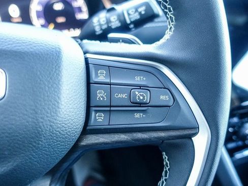 New 2025 Jeep Grand Cherokee Limited image 14