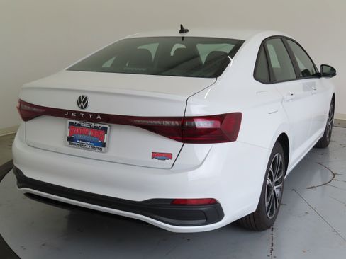 New 2026 Volkswagen Jetta Sport image 4