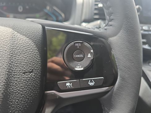 Used 2023 Honda Odyssey Touring image 18