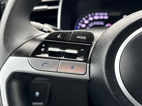 Used 2023 Hyundai Tucson SE image 21