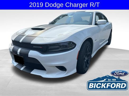Used 2019 Dodge Charger R/T w/ Plus Group RWD image 1