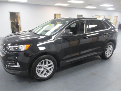 Certified 2024 Ford Edge SEL AWD/4WD image 8