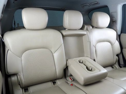 Used 2022 Nissan Armada SL image 17