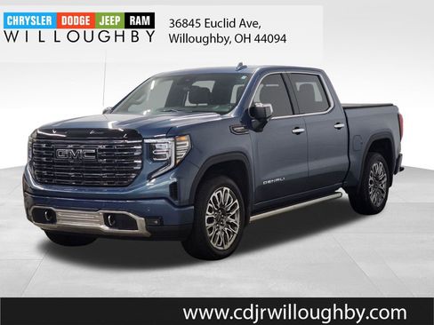 Used 2025 GMC Sierra 1500 Denali Ultimate image 1