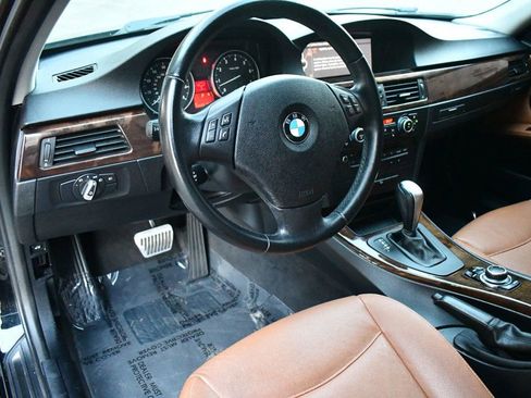 Used 2011 BMW 328i xDrive Sedan w/ Premium Pkg image 17