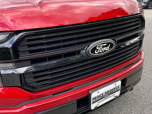 Certified 2025 Ford F150 Platinum w/ Equipment Group 702A High AWD/4WD image 30