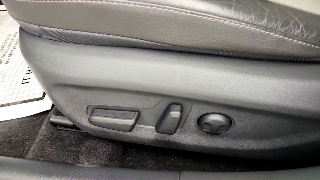 Used 2020 Hyundai Ioniq Limited FWD image 12