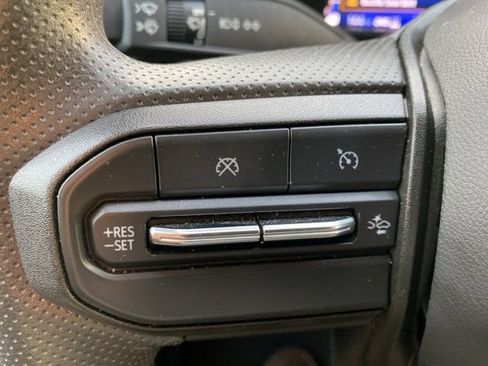 Used 2023 Chevrolet Colorado Trail Boss w/ Technology Package image 19