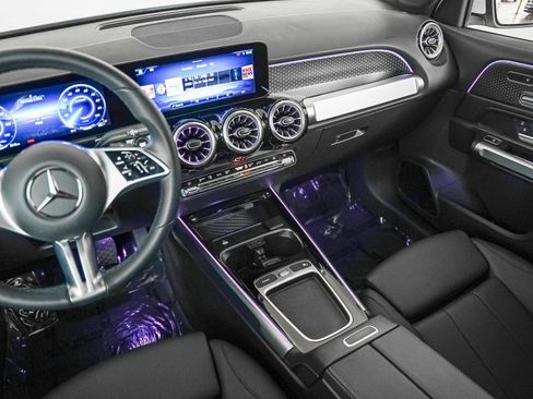 Certified 2024 Mercedes-Benz EQB 300 4MATIC image 18