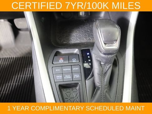 Used 2021 Toyota RAV4 XLE Premium AWD/4WD image 29