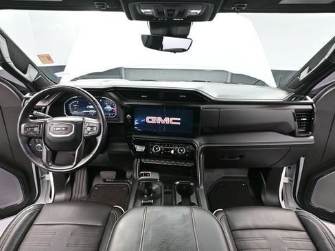 Used 2023 GMC Sierra 1500 AT4X AWD/4WD image 32