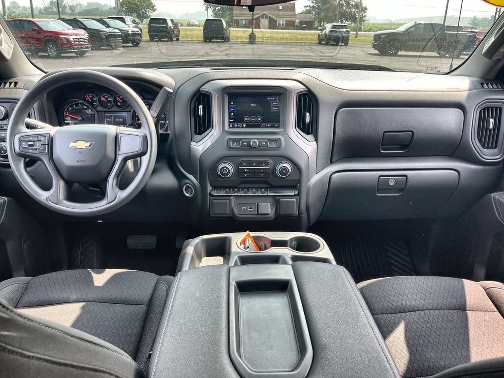 Used 2023 Chevrolet Silverado 1500 Custom AWD/4WD image 19