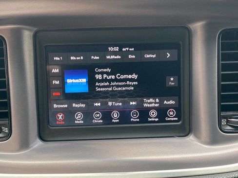 Used 2019 Dodge Charger SXT w/ Blacktop Package image 28