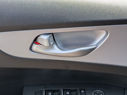 Used 2024 Kia Forte LXS FWD image 12