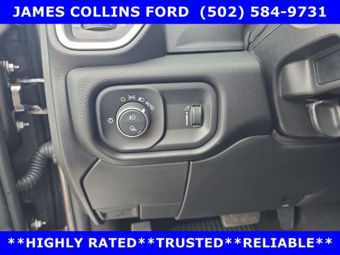 Used 2025 RAM 3500 Big Horn AWD/4WD image 18