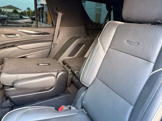 Used 2021 Cadillac Escalade Sport w/ Driver Assist Tech Package AWD/4WD image 15