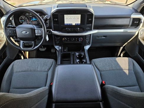 Used 2022 Ford F150 XLT image 12