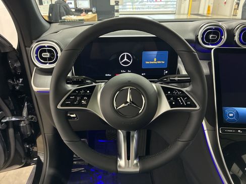New 2026 Mercedes-Benz GLC 300 4MATIC image 8