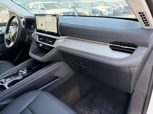 New 2026 Ford Explorer Active w/ Active Comfort Package RWD image 10